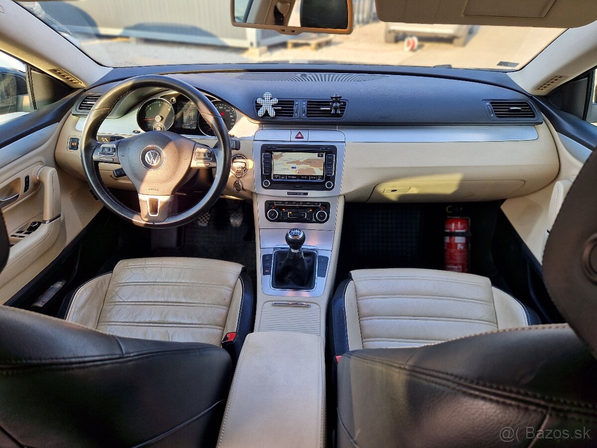 Volkswagen Passat CC 2.0 TDI - 12