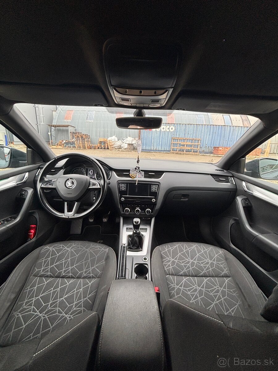 Škoda Octavia 3 1.6 po facelifte - 12