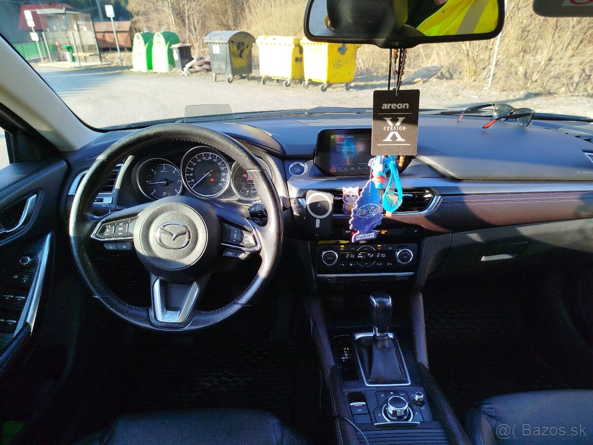 Mazda 6 Vagon 4x4 - 12
