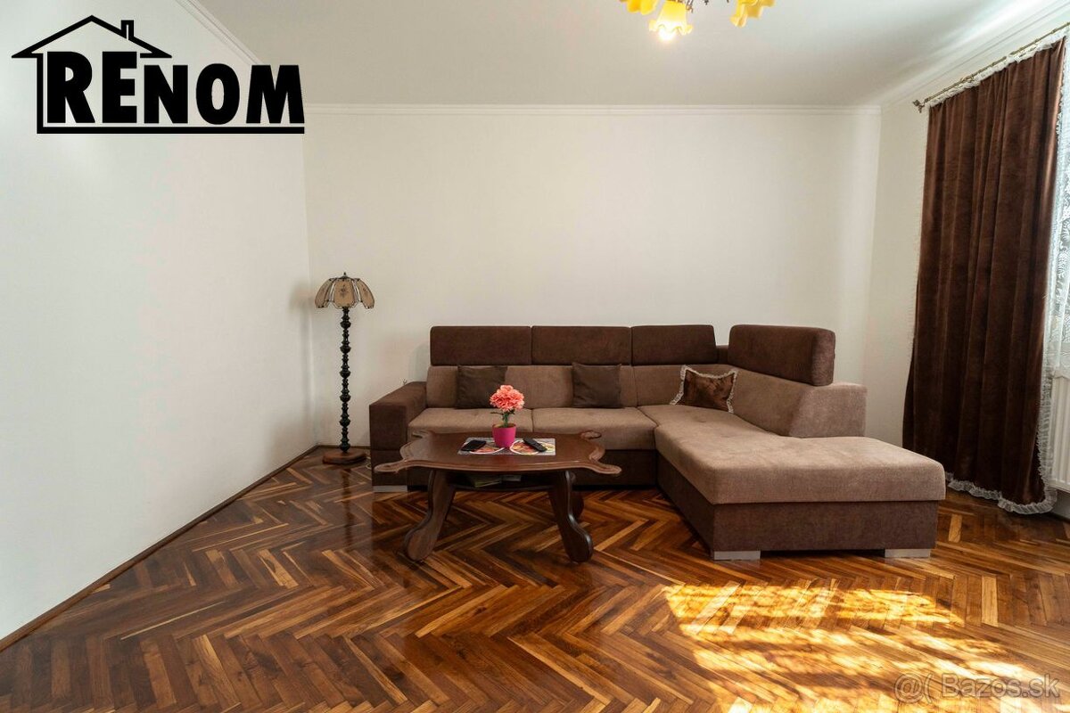 Zrekonštruovaný dom s prístavbami // pozemok 22,44ár - 12