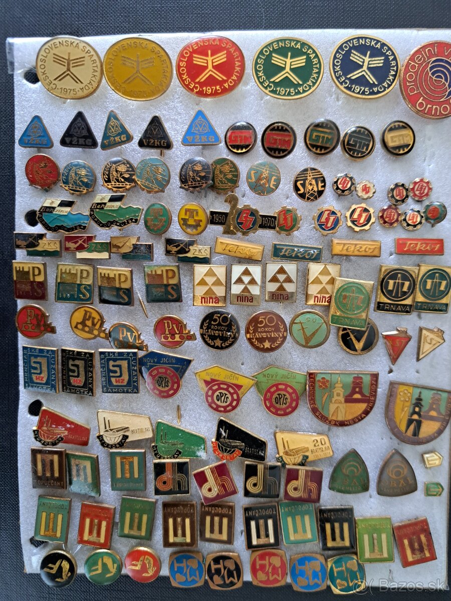 Predám odznaky 3 - 12