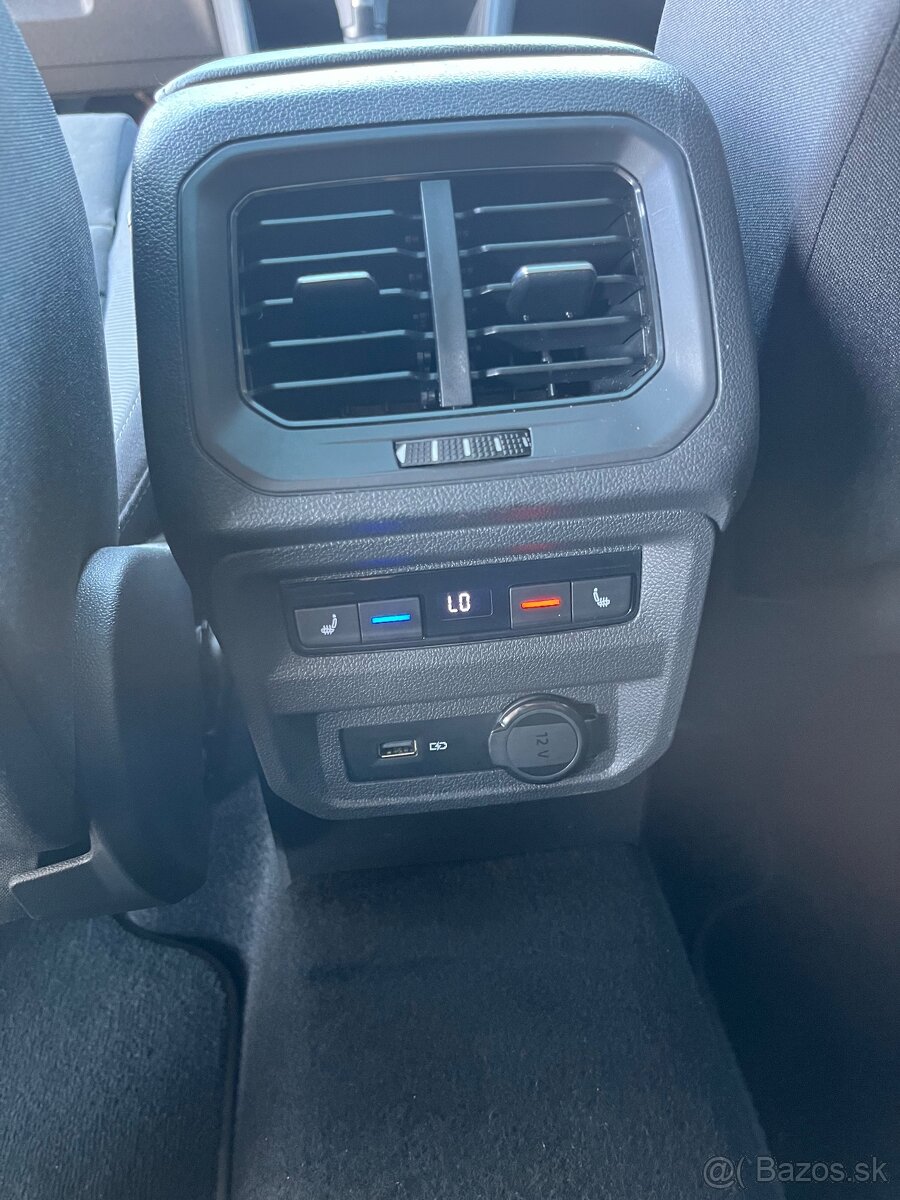 VW TIGUAN ALLSPACE 2.0 Bi-TDI R-LINE 176kw 4×4 - 12