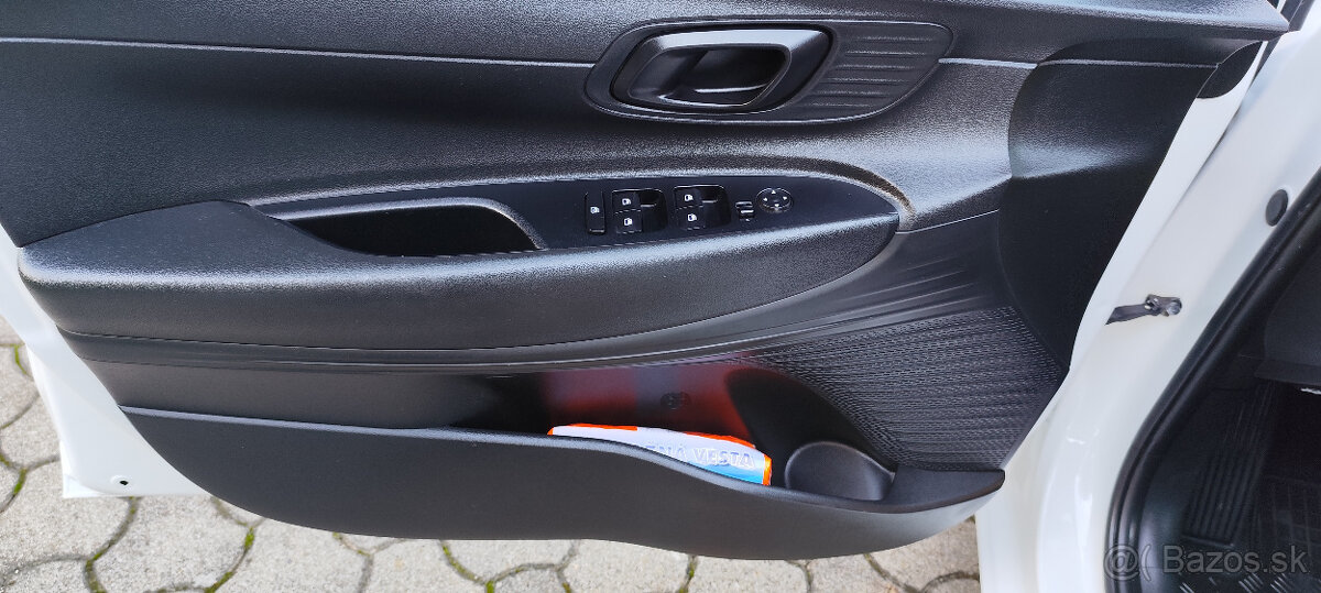 Predam Hyundai i20 - 12