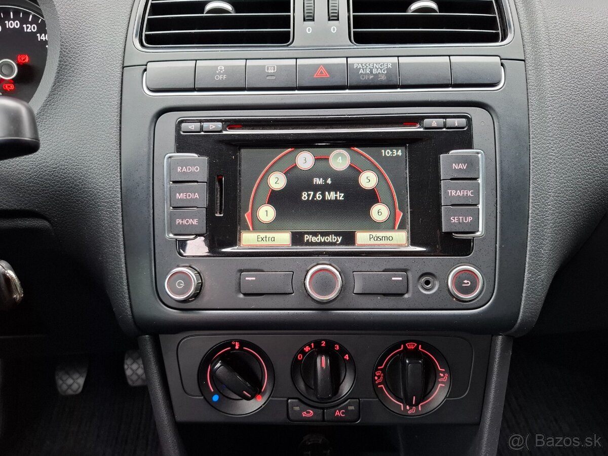 VOLKSWAGEN POLO 1.2i KLIMA/NAVI - 12