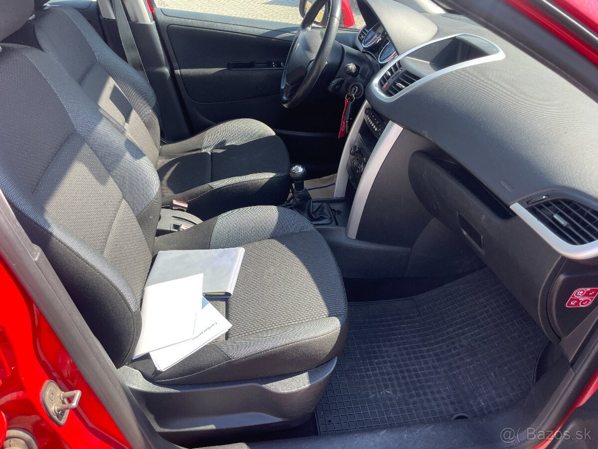 PEUGEOT 207 1,4i 54kw Klima ESP 2012 - 12