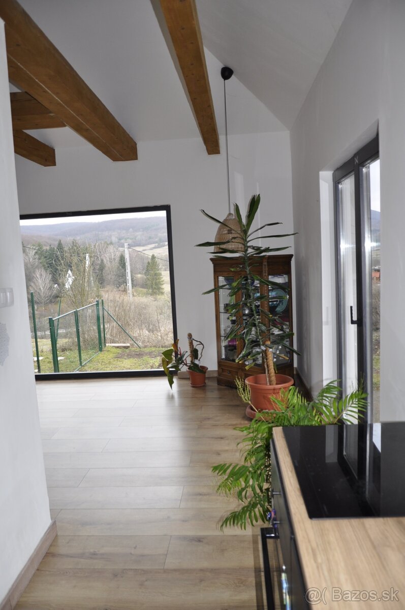 3i dom s krásnou panorámou v Hollóháza, Maďarsko - 12