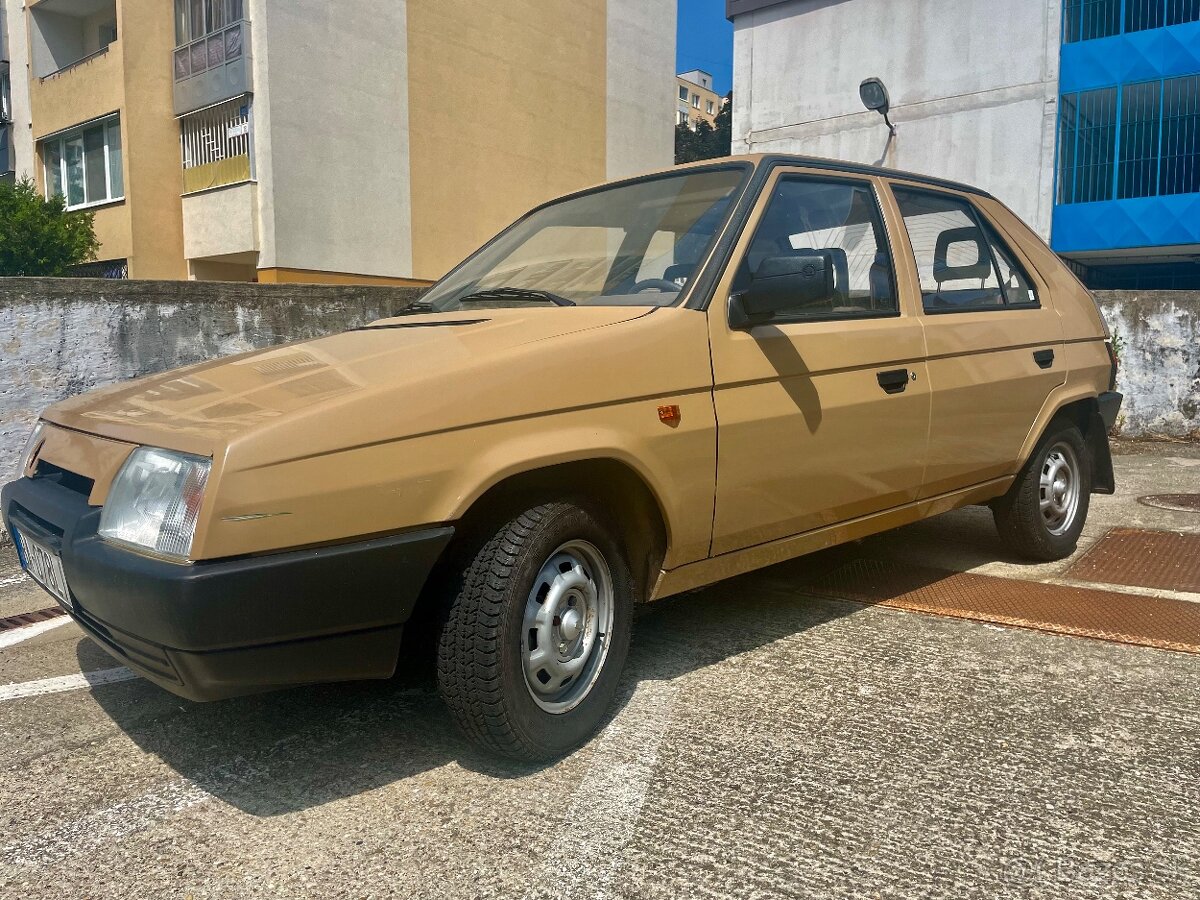 Nová Škoda Favorit 136L r. 1990, Najazdené: 730km - 12