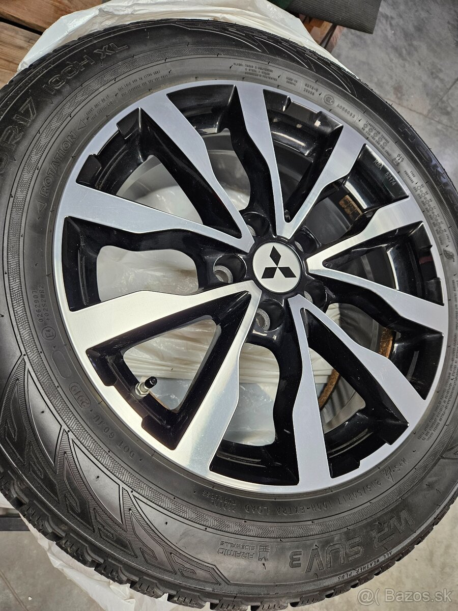 Predám Mitsubishi eclipse cross,intense,4x4,automat,40 235km - 12