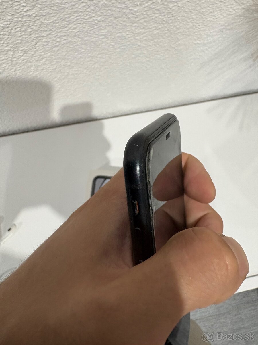 Iphone XR 128GB - 12