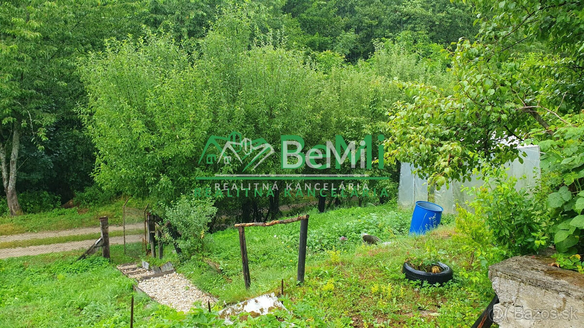 Poschodová chata s altánkom v Slavošovciach - NA PREDAJ - 12