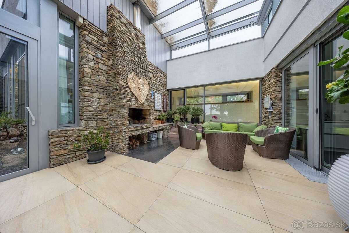 Exkluzívna VILA s panoramatickým výhľadom v Svätom Jure- 5 - 12