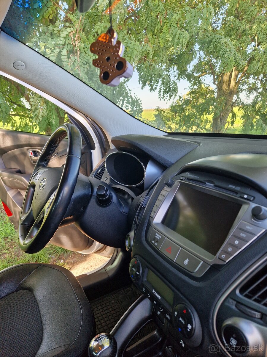 Predám Hyundai IX35 - 12