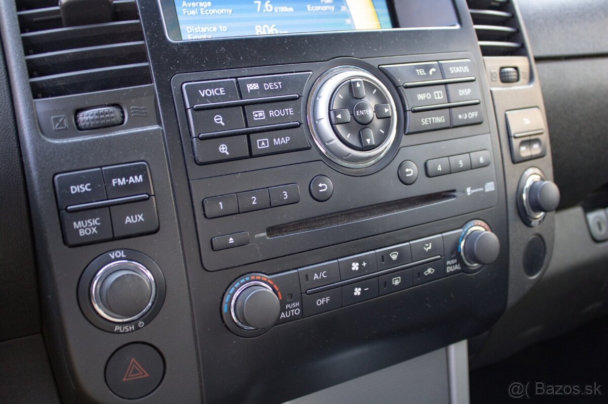 Nissan Navara 2.5 dCi 4×4 - 12