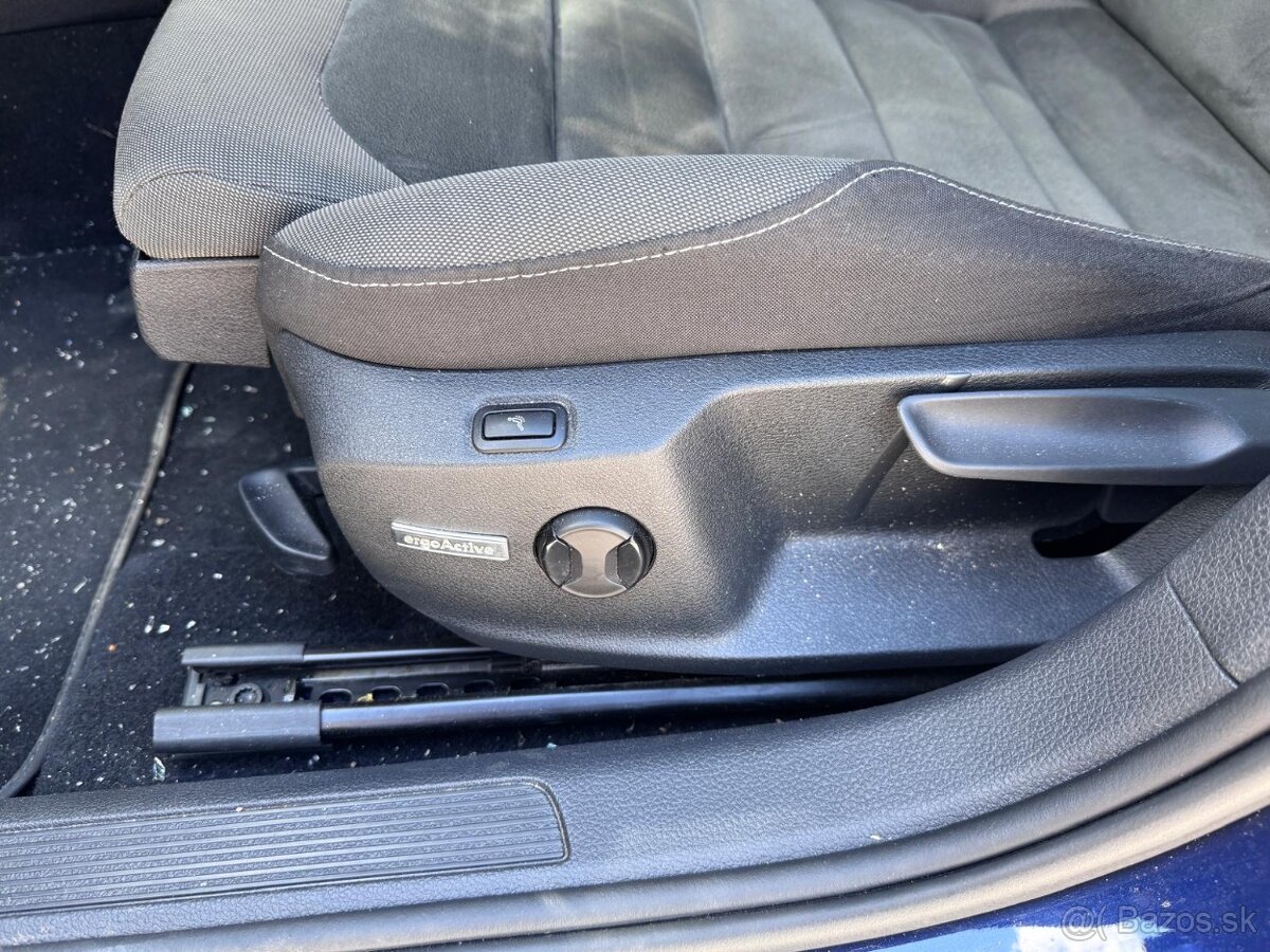 Rozpredám VW Golf 7.5 - 12