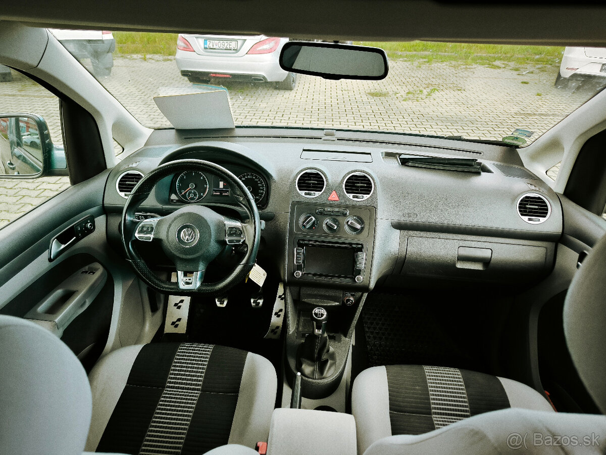 Volkswagen Caddy Life R Line, 1.9 TDi, 7 miestny - 12