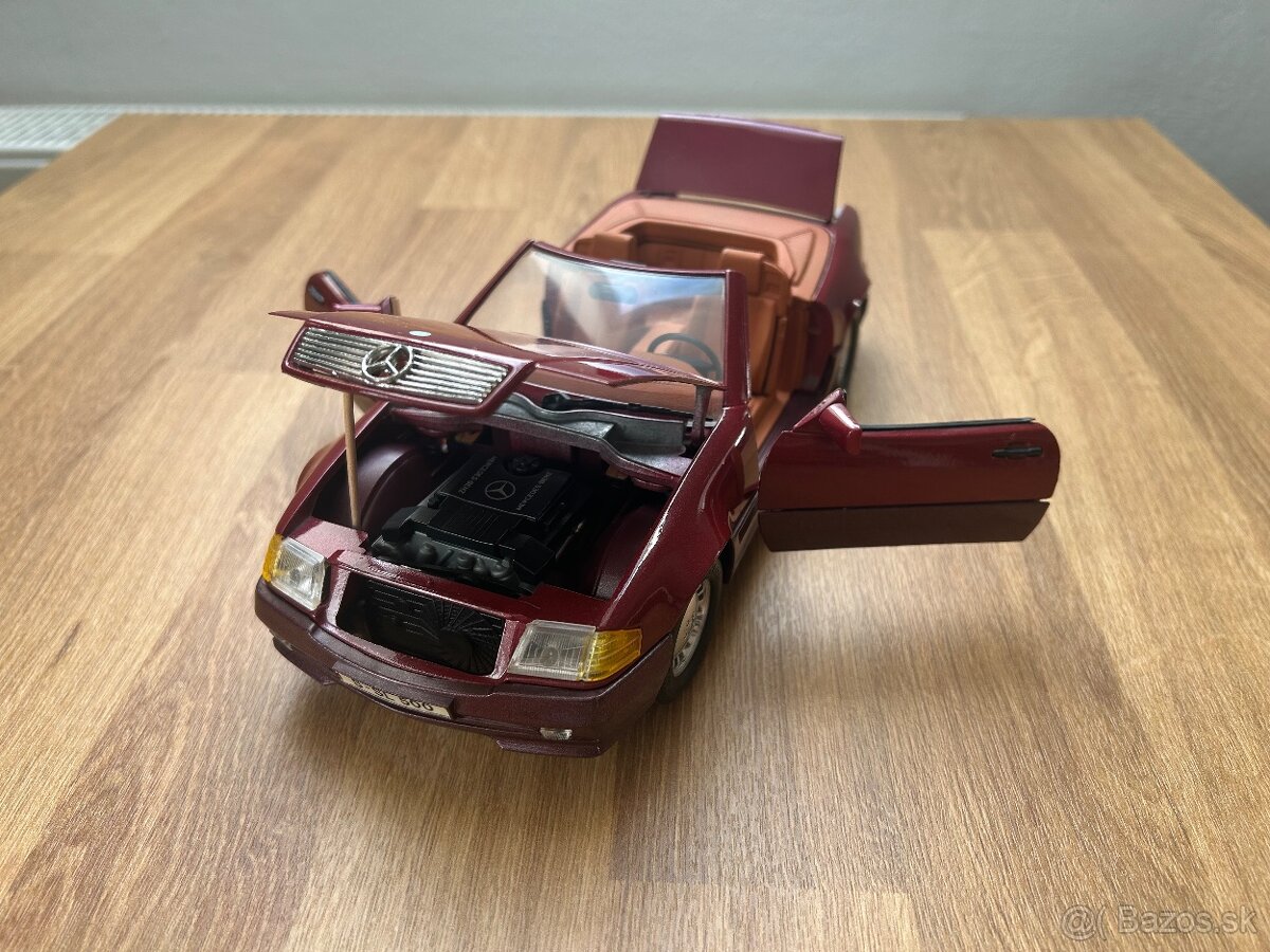 Mercedes-Benz SL500 1:18 Road Tough - 12