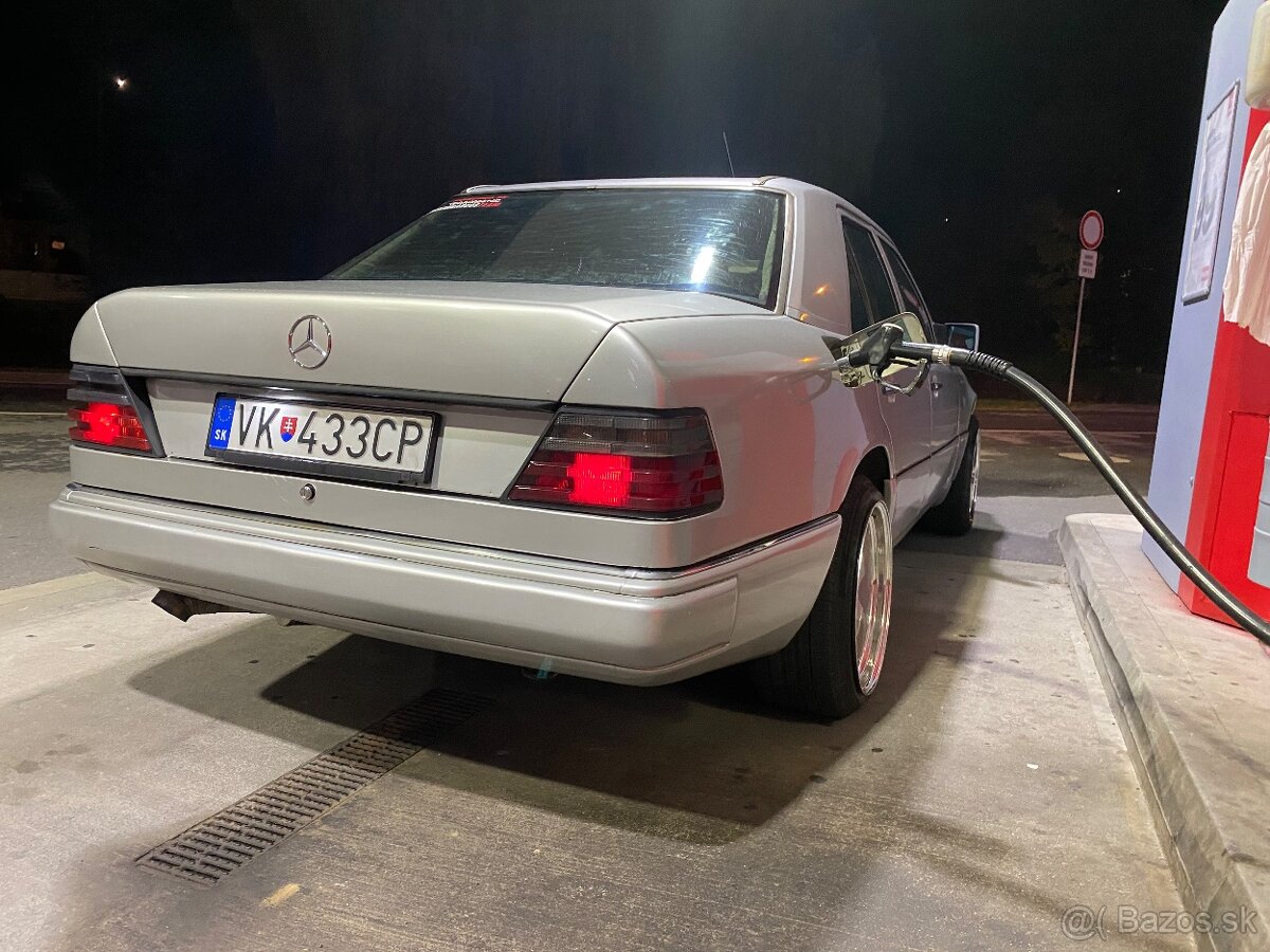 Mercedes w124 om606 superturbo - 12