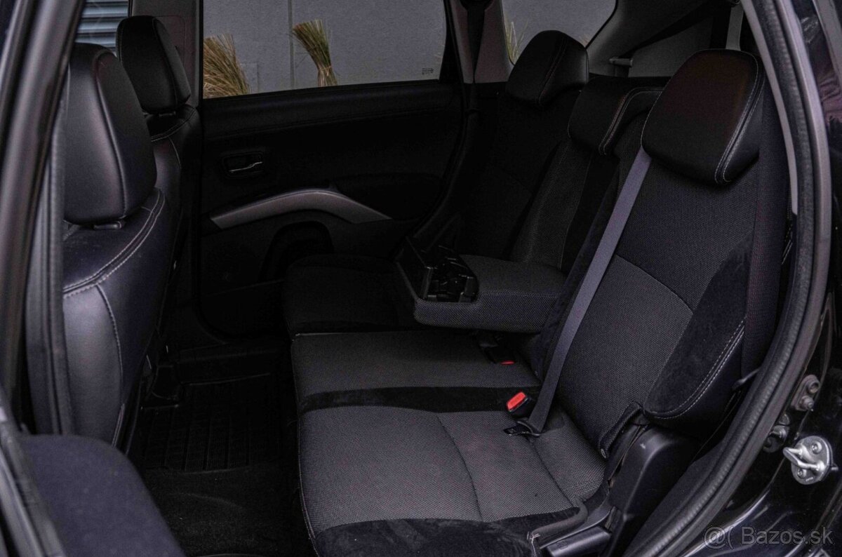 Mitsubishi Outlander 2.2 DI-D - 12
