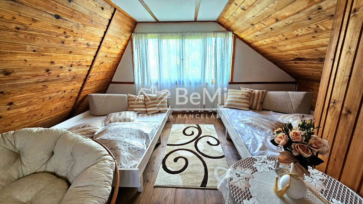 KRÁSNA CHATA V RIMAVSKEJ SOBOTE 1677m2 - NA PREDAJ - 12