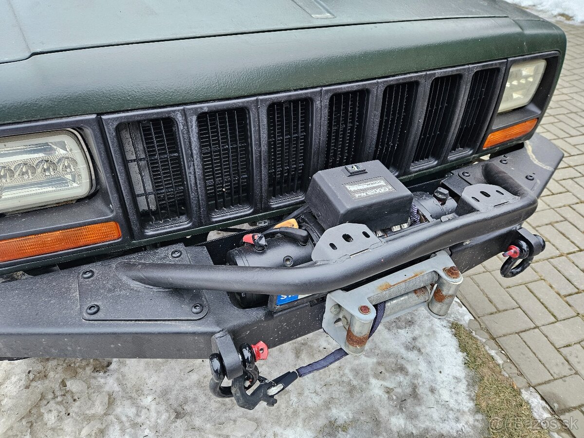 Jeep Cherokee xj.2,5td - 12