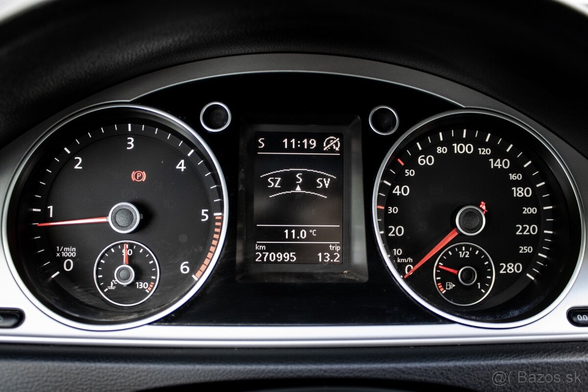 Volkswagen Passat CC 2.0 TDI BlueMotion - 12