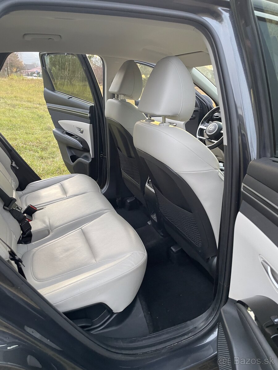 Hyundai Tucson 1.6 T-GDi HEV Premium Pack, 4×4 - 12