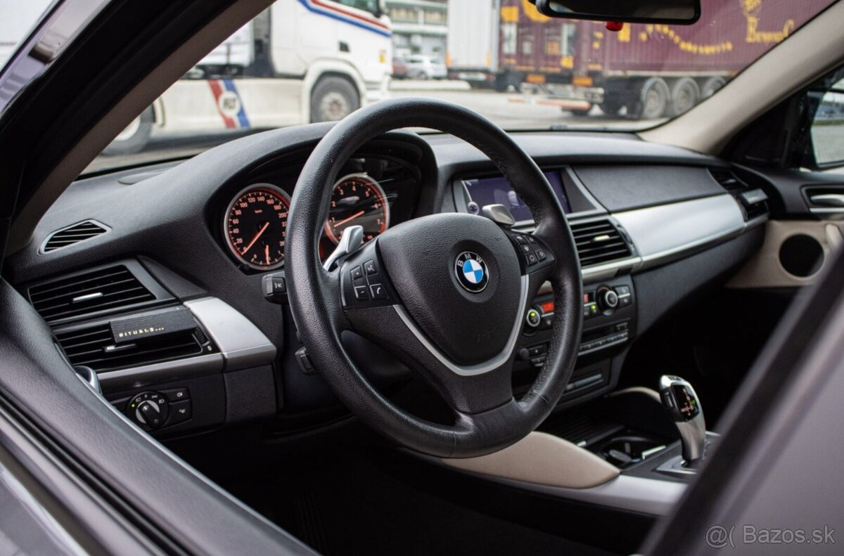 BMW X6 xDrive 35i, 225kW, A6 - 12