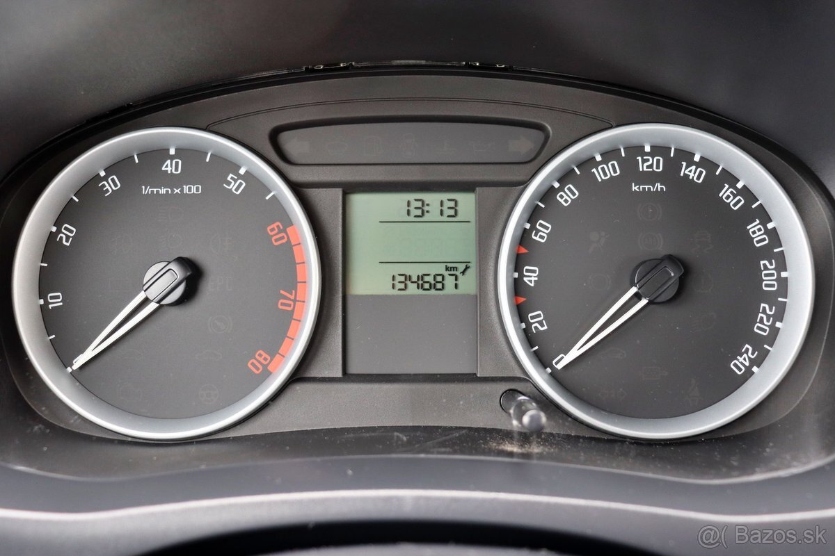 Škoda Fabia 1.4 ie 16V - 12