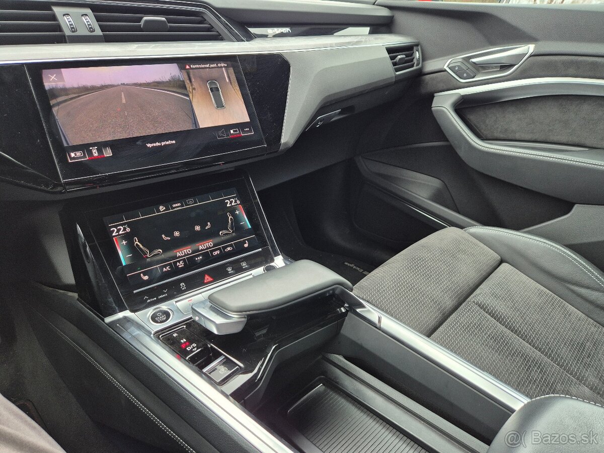 Audi e-tron 55 s-line matrix B&O ambi - 12