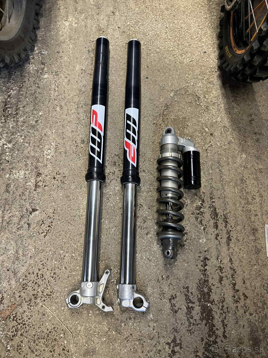 Predám KTM sxf 450 - 12