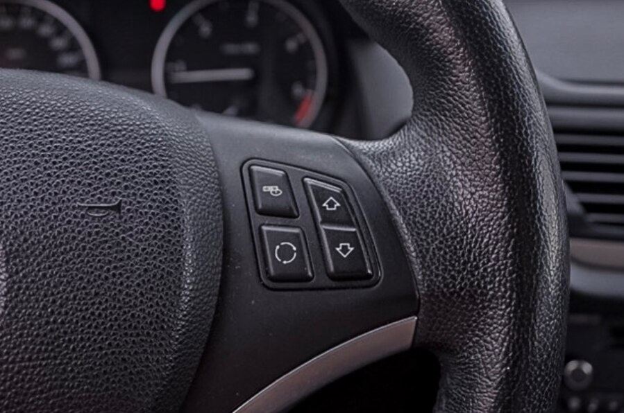 BMW X1 r.2010 , 110kw 4x4 - 12