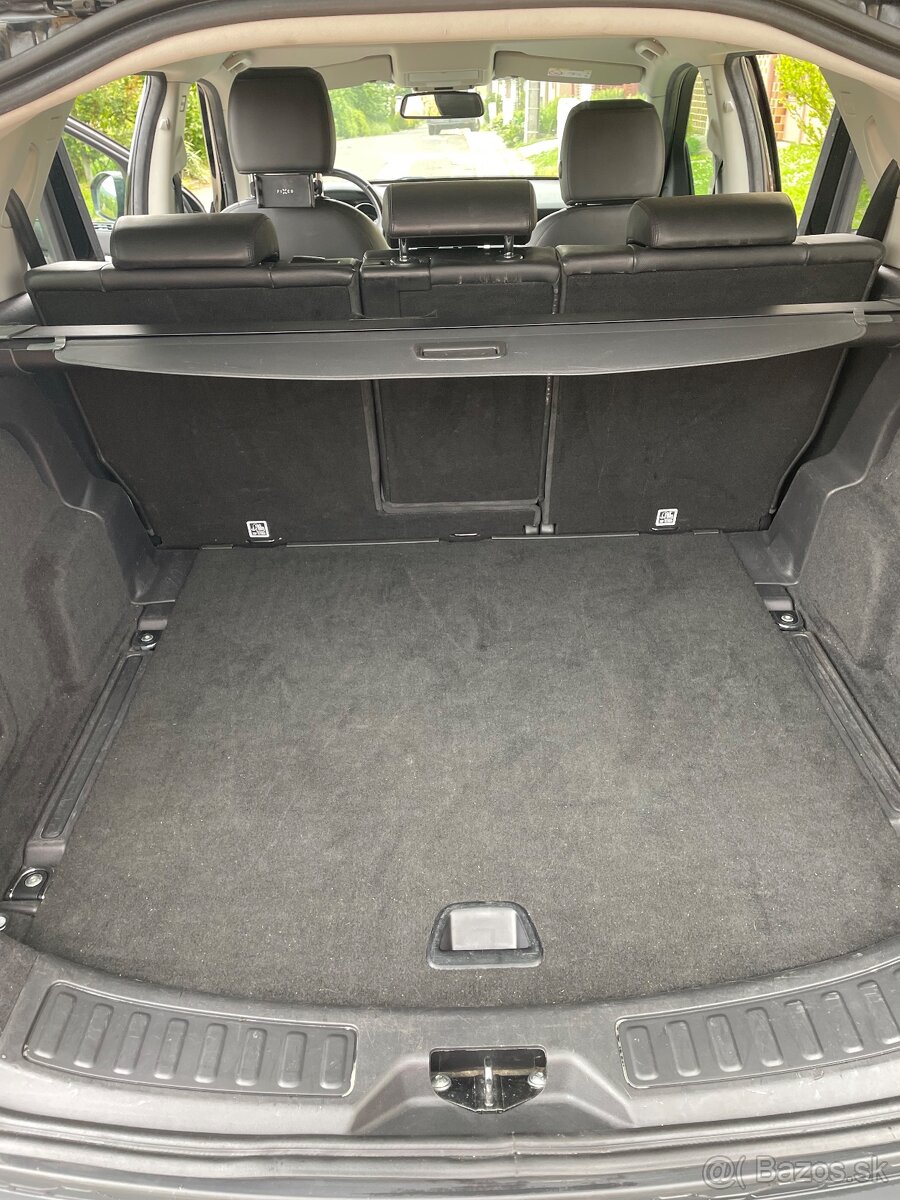 Land Rover Discovery sport - 12