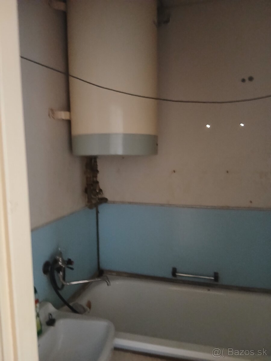 Predaj byt - 12