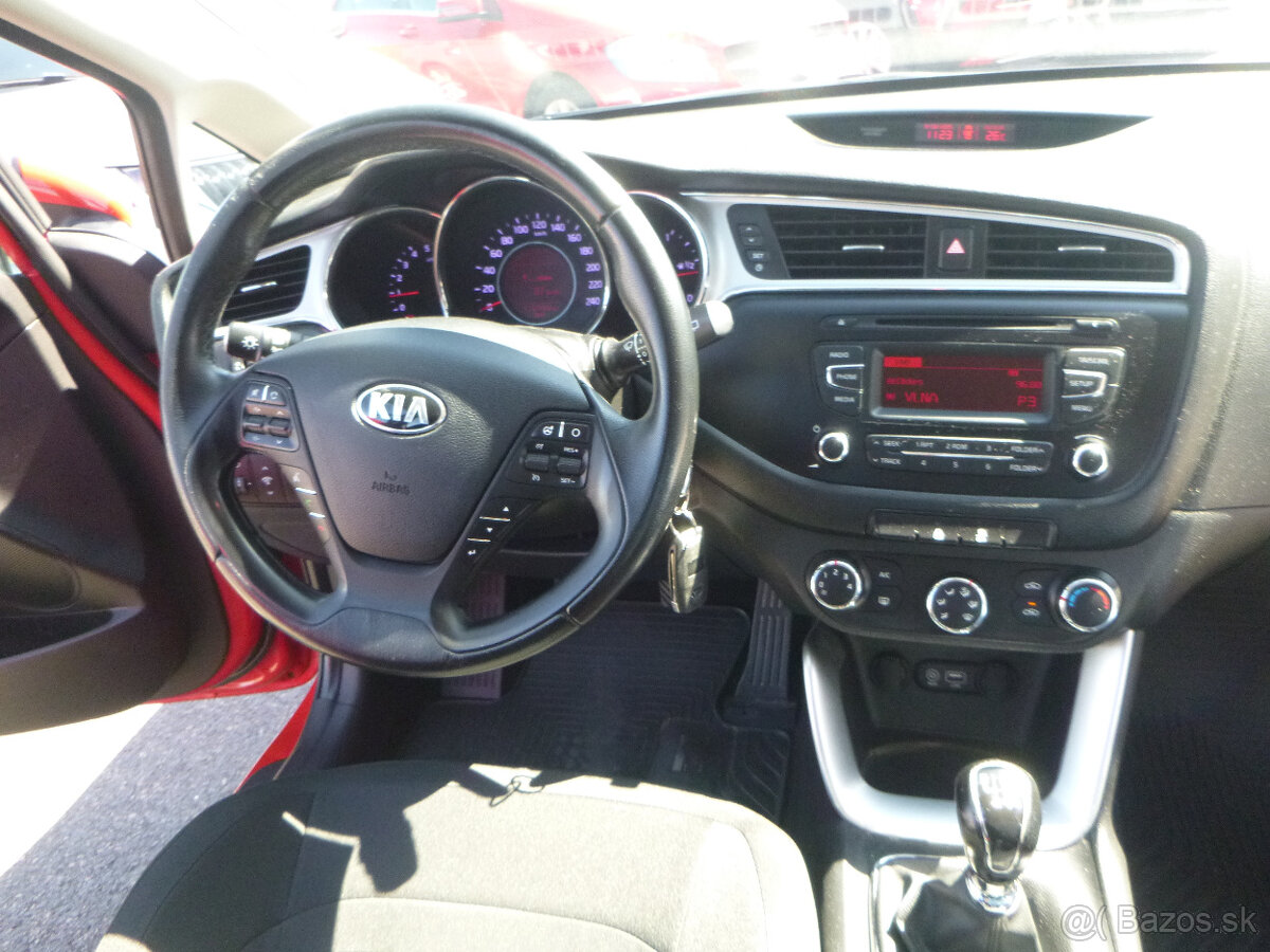 KIA CEED 1,6 Tdi 2015 Silver 136Ps - 12