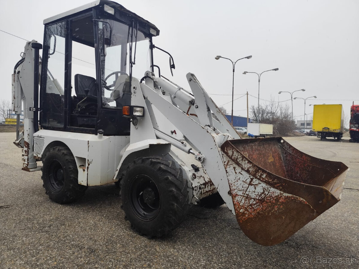 Mini traktor bager. 3650kg. - 12