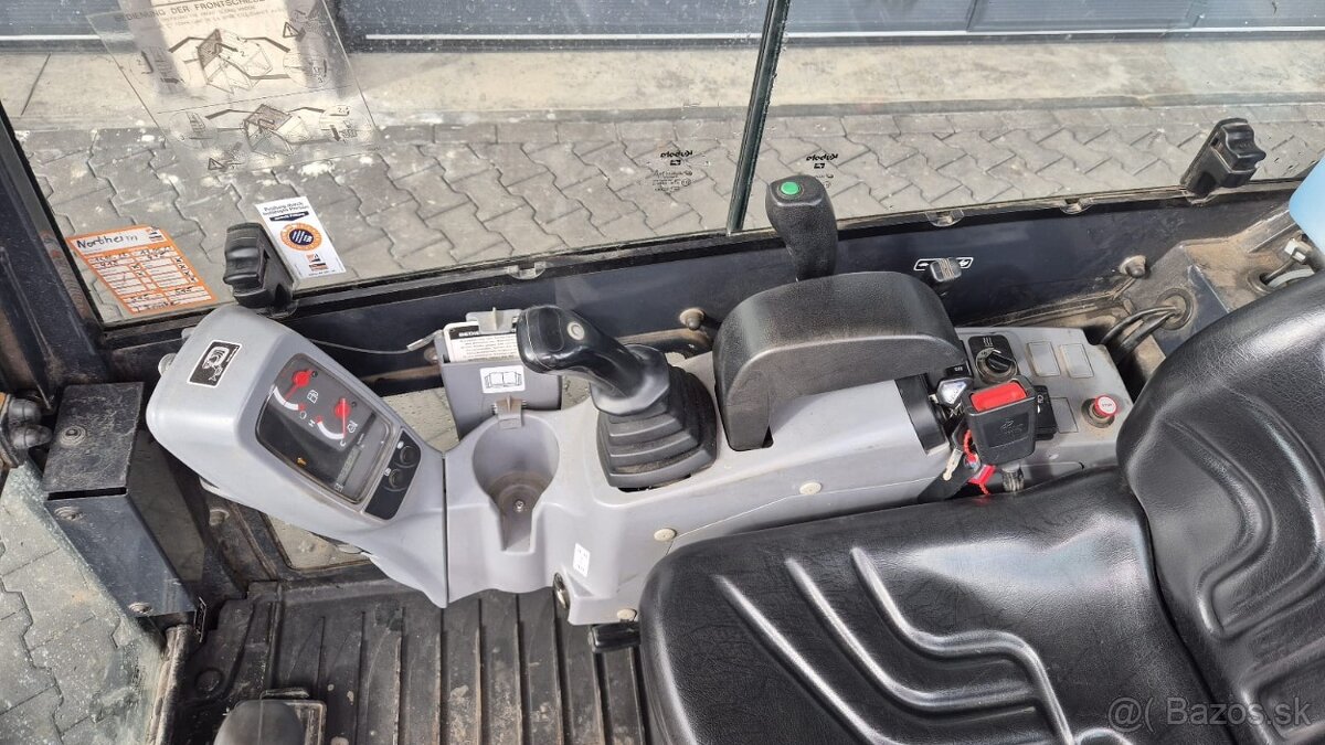 K prodeji mini bagr Kubota KX 016 - 12