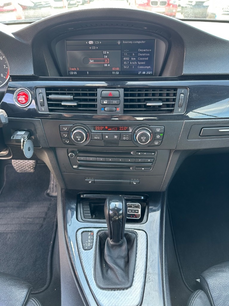 BMW Rad 3 Cabrio 335 i A/T - 12