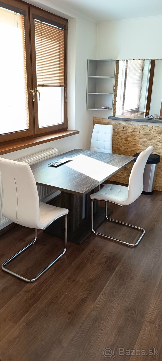 Predám 3-izbový byt Gelnica 74m2 - 12