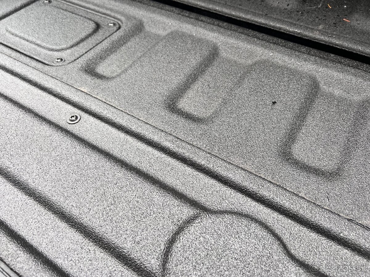 Jeep Gladiator 3.0 CRD, Overland 4x4 (36000€ bez DPH) - 12