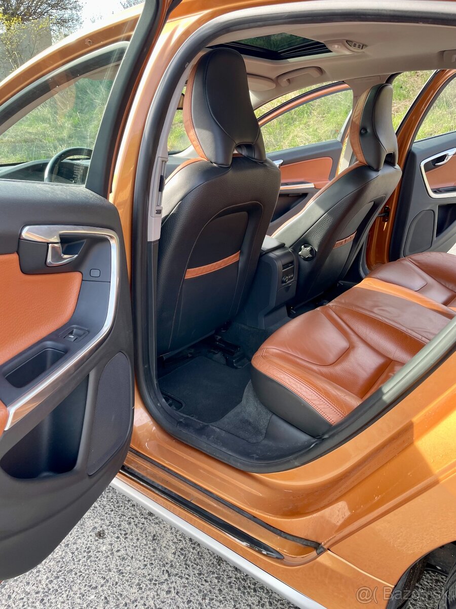 Predám Volvo S60 D3 - 12