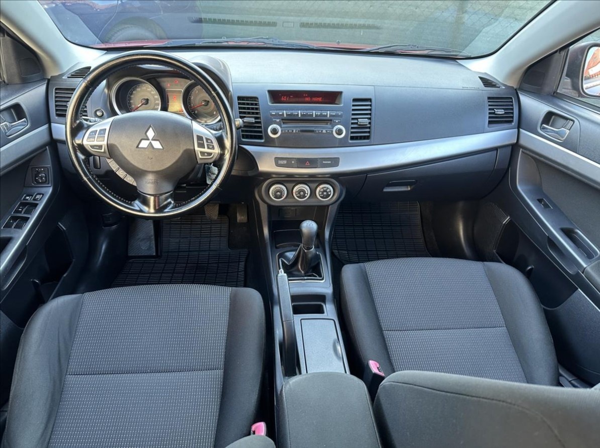 Prodám Mitsubishi Lancer 1.8 105kW 2009 119755km - 12