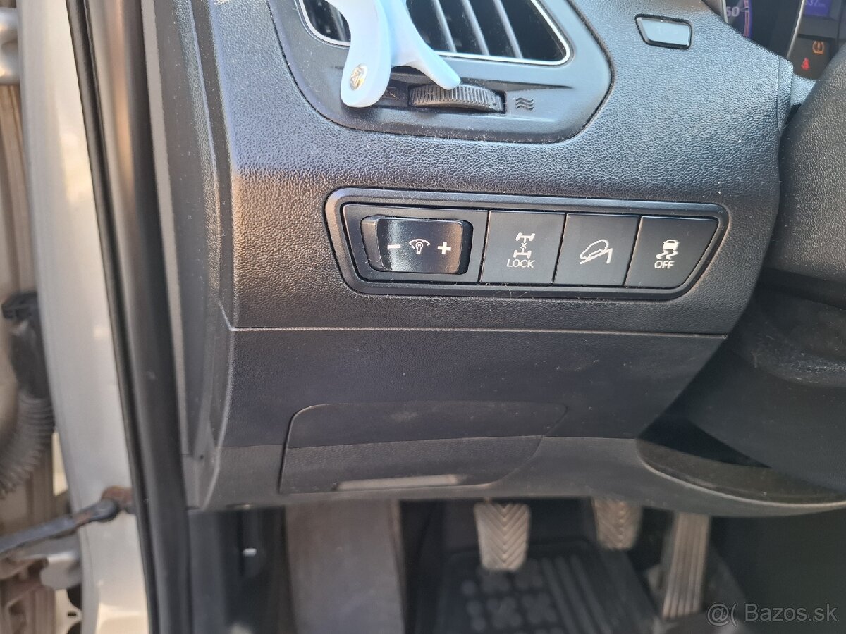 Hyundai ix35 2.0 CRDi, Premium, 135kW, 4x4 - 12