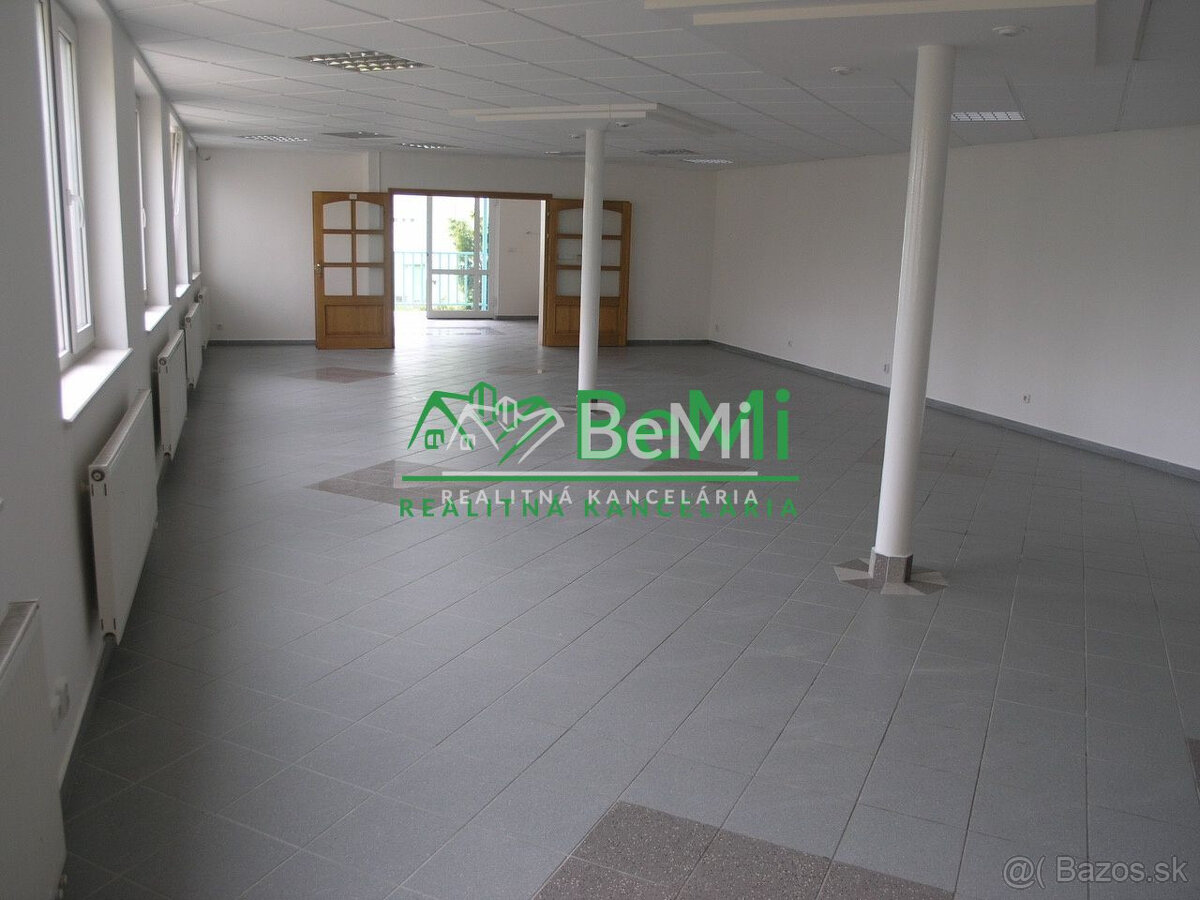 NA Predaj rodinný dom s možnosťou podnikania - 12