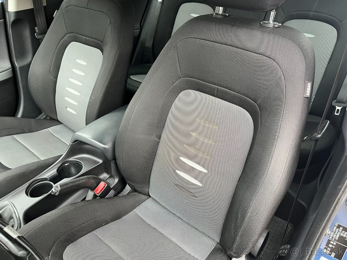 KIA Ceed Combi 1.4 CVVT - 12