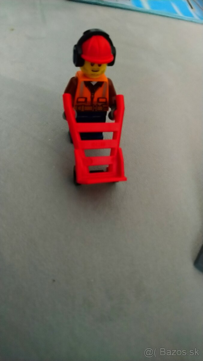 Predám Lego stavebnicu 60108 Hasičská stanica. - 12