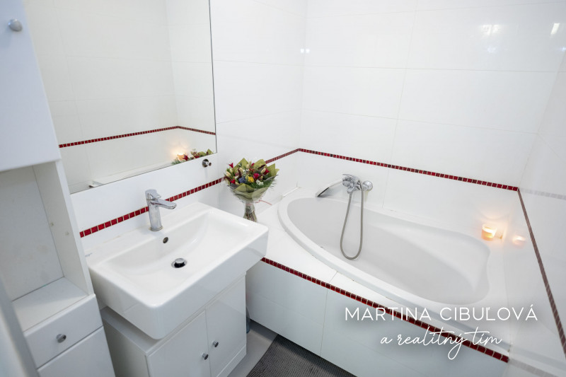 Na predaj je 3-izbový byt, TOP lokalita THK – Banská Bystric - 12