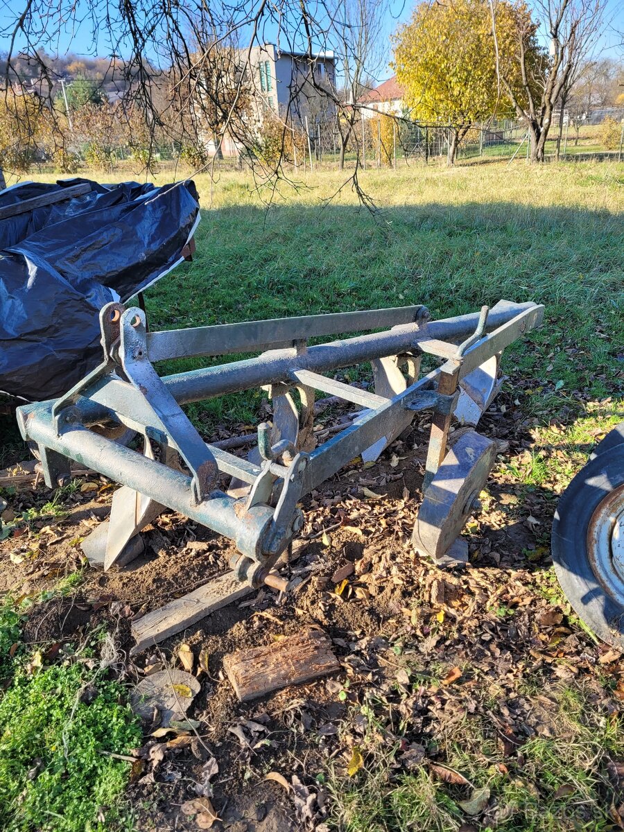 Predám kvalitný pluh štvorák - 12