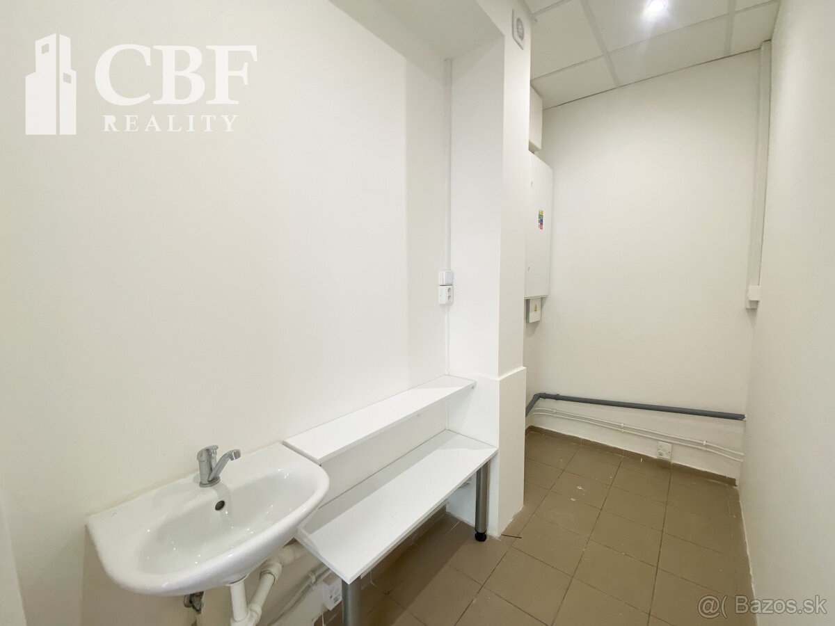 Reprezentatívny nebytový priestor s rozlohou 125 m² v centre - 12