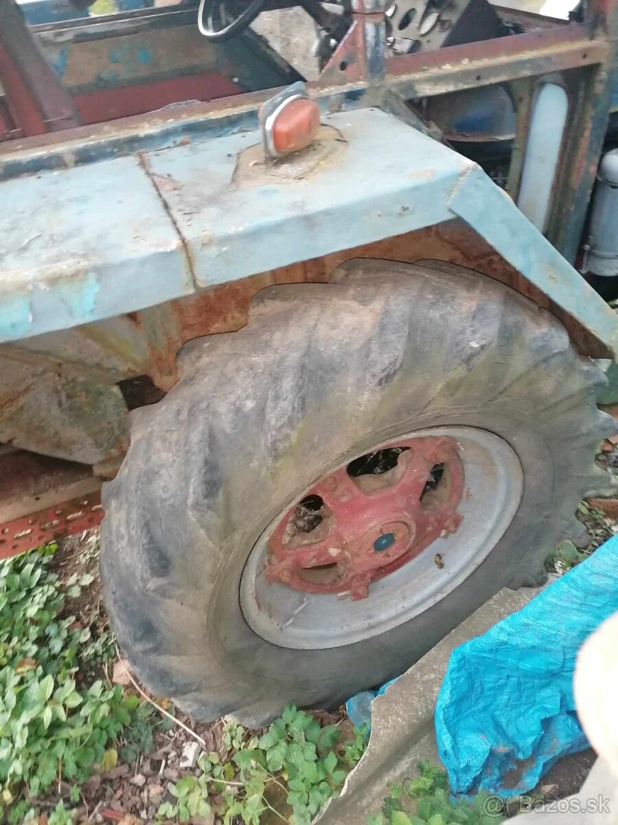 Zetor 25 - 12