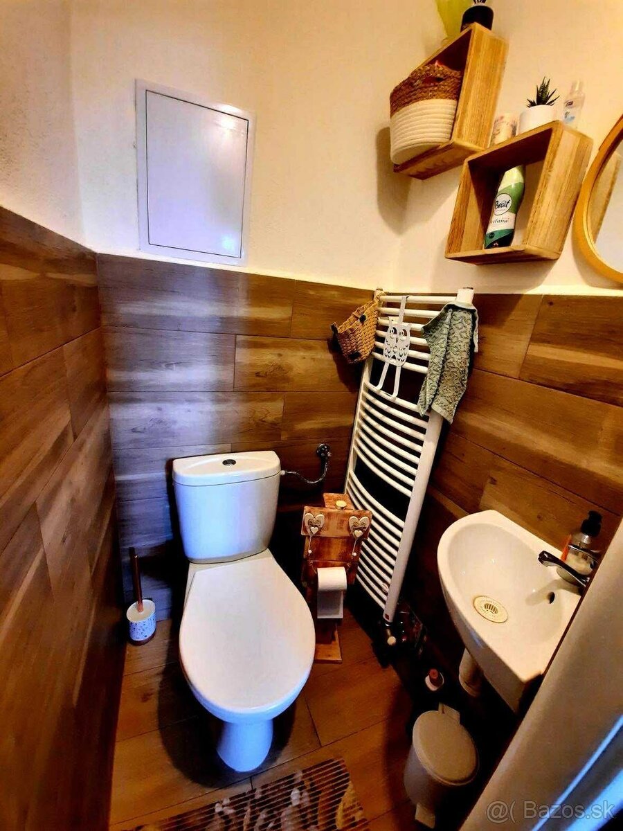 NA PRENÁJOM: 3-izb. zrenovovaný a zariadený byt, Levoča - 12